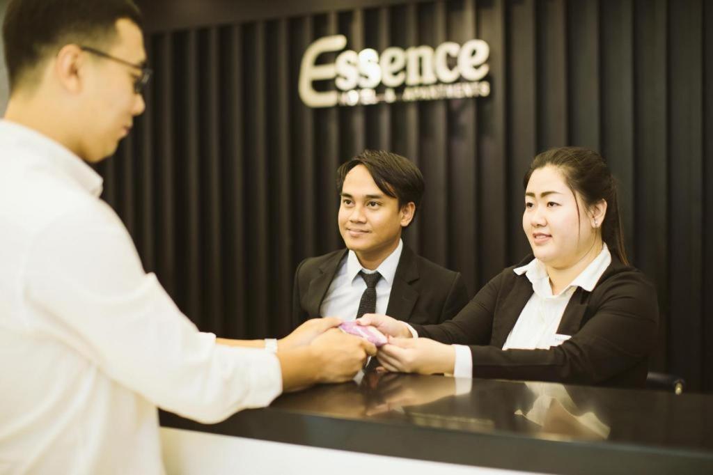 Essence Hotel-Phnom Penh Exterior foto
